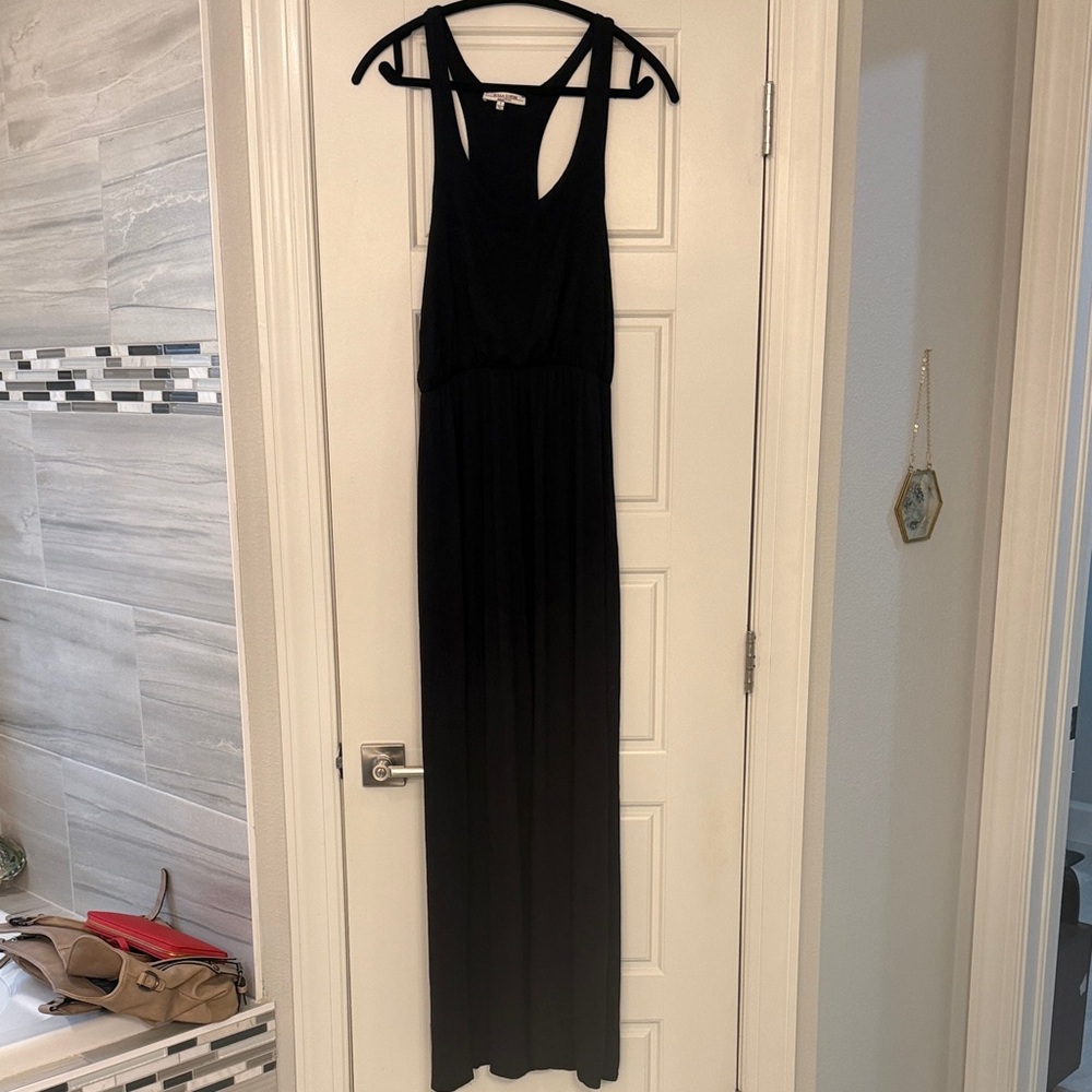Elegant Black Maxi Dress